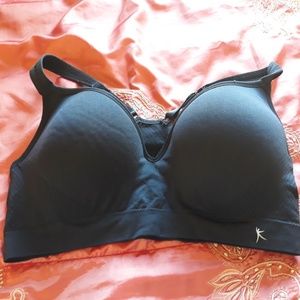 Sports bra, brand new without tags size 42D